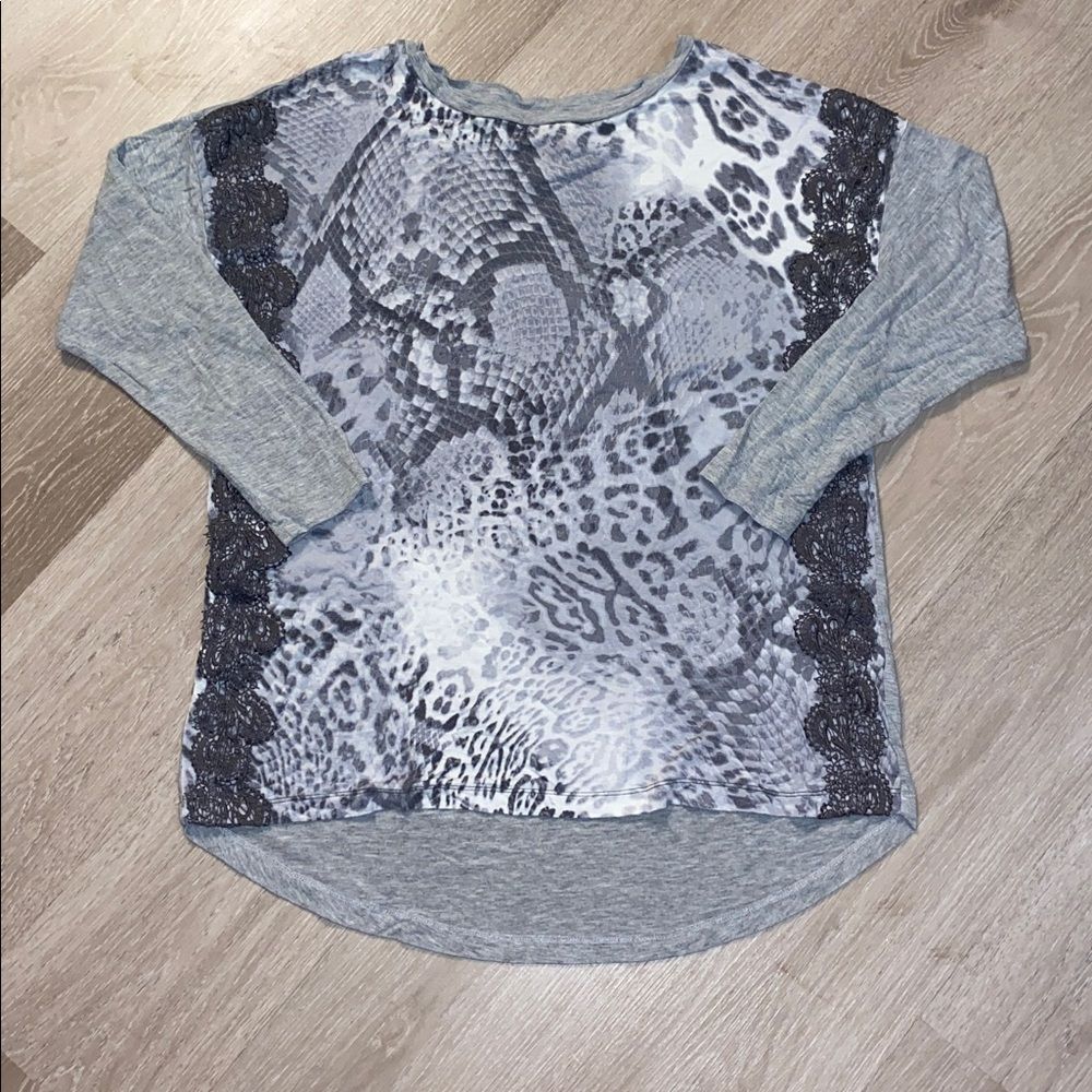Ruby Rd Women’s Gray Animal Print 3/4 Sleeve Blouse